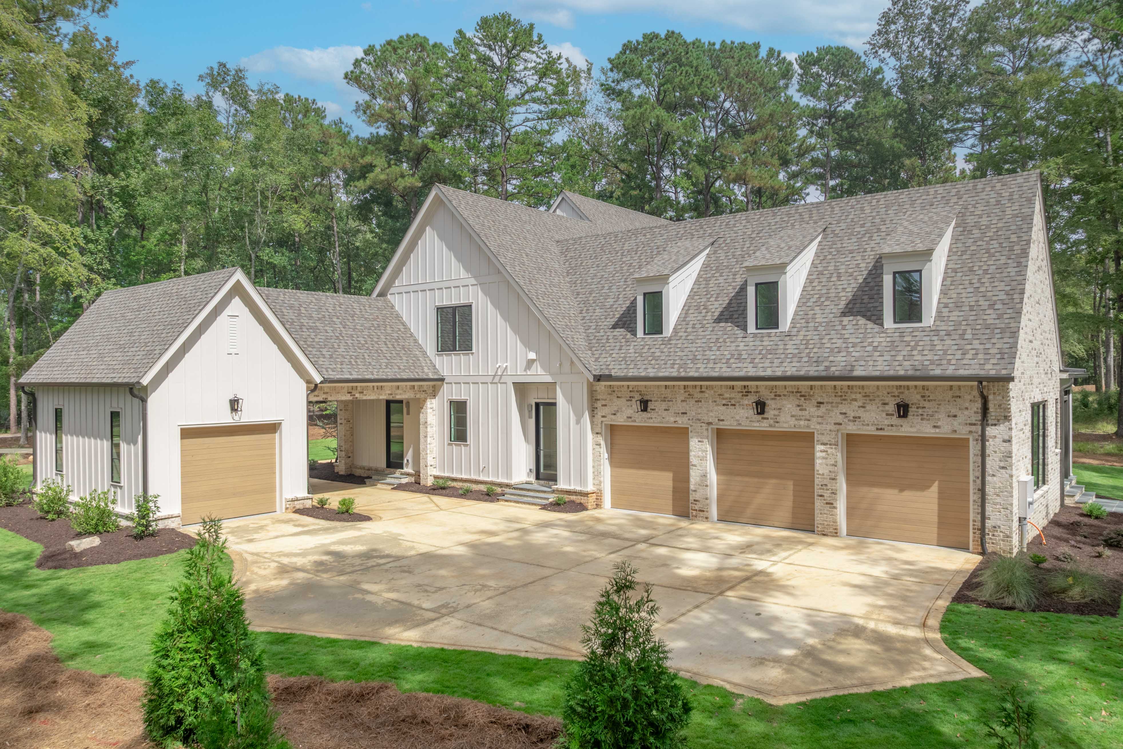 1177 Howells Grove Road image 2